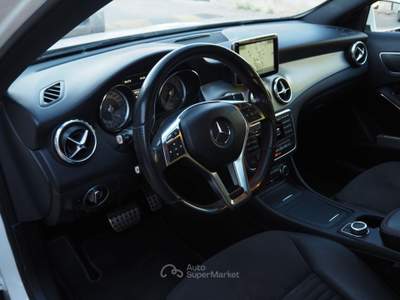 Mercedes-Benz GLA CDI Automatic 4Matic Premium Bianco usata Bari