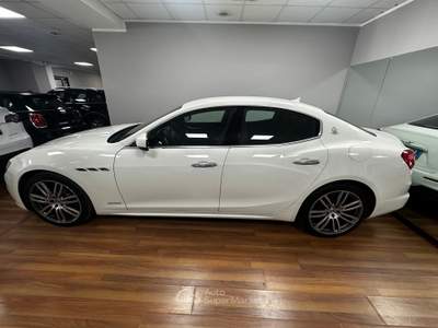 Maserati Ghibli 350 CV | Navi | Ufficiale Maserati Italia | CarPlay Bianco usata Roma