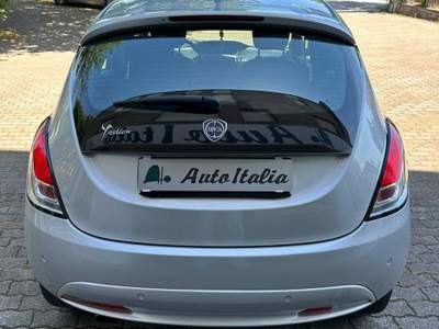 Lancia Ypsilon 1.2 69CV 2016 Argento usata Campobasso