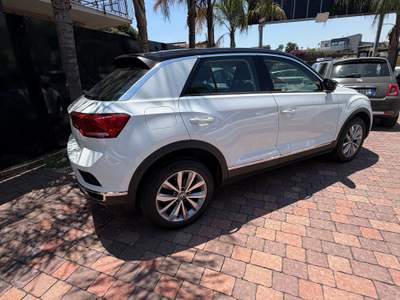Volkswagen T-Roc VOLKSWAGEN T-ROC 1.0 TSI STYLE 110 CV PREZZO 19900 Bianco usata Catania