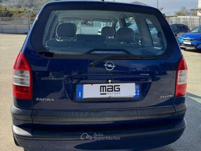Opel Zafira Zafira 2.0 dti 16v Comfort FL 7 posti usata Pianopoli