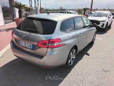 Peugeot 308 308 II 2018 SW SW 1.5 bluehdi Allure s Grigio usata Pianopoli