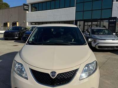 Lancia Ypsilon Ypsilon 1.3 mjt Gold s Beige usata Pianopoli