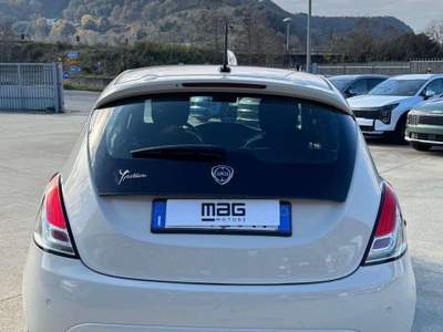 Lancia Ypsilon Ypsilon 1.3 mjt Gold s Beige usata Pianopoli
