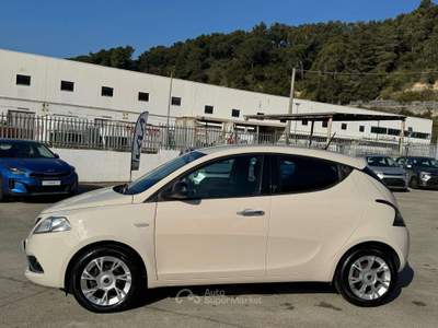 Lancia Ypsilon Ypsilon 1.3 mjt Gold s Beige usata Pianopoli