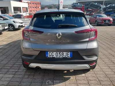 Renault Captur Captur II 2019 1.0 tce Zen 90cv my21 Grigio usata Pianopoli