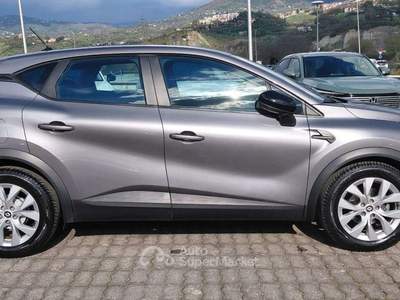 Renault Captur Captur II 2019 1.0 tce Zen 90cv my21 Grigio usata Pianopoli