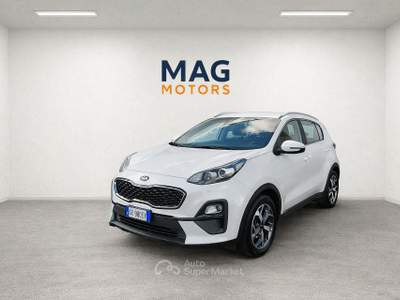 Kia Sportage Sportage IV 2021 1.6 crdi mhev Business Class 2wd 136cv Bianco usata Pianopoli