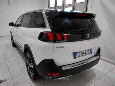 Peugeot 5008 5008 1.5 bluehdi Allure s&s 7 posti Bianco usata Pianopoli