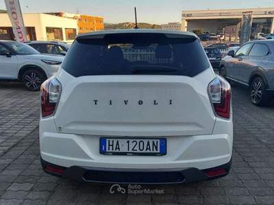 SsangYong Tivoli Tivoli 1.5 turbo gdi 135cv Bianco usata Pianopoli