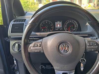 Volkswagen Touran Bassi consumi (20 km x kg./m.) Gancio traino Blu/Azzurro usata Noventa Vicentina