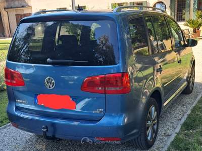 Volkswagen Touran Bassi consumi (20 km x kg./m.) Gancio traino Blu/Azzurro usata Noventa Vicentina
