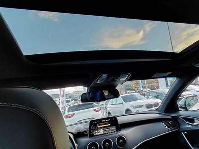 Kia Stinger Stinger 3.3 t-gdi GT awd 366cv auto my18 Bianco usata Pianopoli