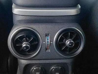 Kia Stinger Stinger 3.3 t-gdi GT awd 366cv auto my18 Bianco usata Pianopoli
