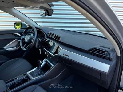 Audi Q3 35 TFSI MHEV S-TRONIC  BUSINESS ADVANCED Bianco usata San Fior