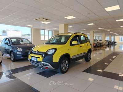 Fiat Panda Panda Cross 1.3 MJT 95 CV S&S 4x4 Bianco usata MONTE URANO
