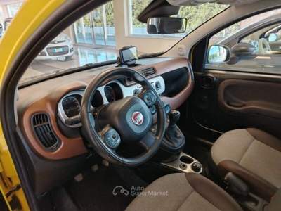 Fiat Panda Panda Cross 1.3 MJT 95 CV S&S 4x4 Bianco usata MONTE URANO