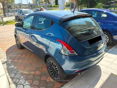 Lancia Ypsilon Ypsilon 1.0 FireFly 5 porte S&S Hybrid Gold Blu/Azzurro usata RENDE