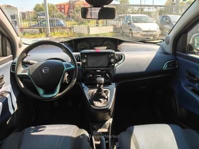 Lancia Ypsilon Ypsilon 1.0 FireFly 5 porte S&S Hybrid Gold Blu/Azzurro usata RENDE