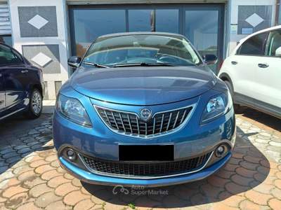 Lancia Ypsilon Ypsilon 1.0 FireFly 5 porte S&S Hybrid Gold Blu/Azzurro usata RENDE