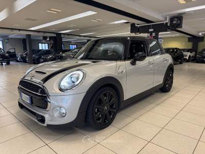 MINI Cooper 2.0 Automatica HYPE 5 porte--SERVICE MINI! Argento usata Arsago Seprio MINI Cooper 2.0 Automatica HYPE 5 porte--SERVICE MINI! Argento usata Arsago Seprio