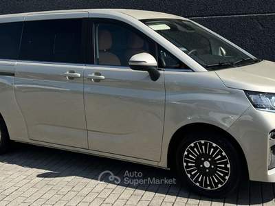 Ford Tourneo Custom EMC NOVE 9 POSTI FULL OPTIONAL C.AUT Oro usata Gualtieri