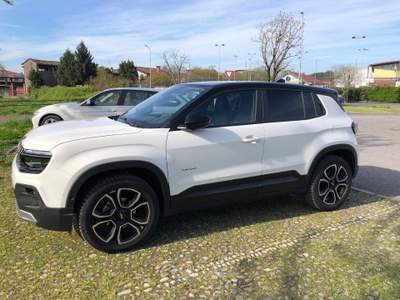 Jeep Avenger Ottime condizioni!! usata crema