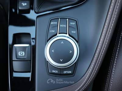 BMW X1 sDrive20i High Executive Bianco usata Porto Cesareo