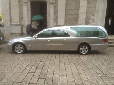 Mercedes-Benz Classe E CDI/CLS SOLARIS AUTOFUNEBRE 4 PORTE BM SPECIALCAR Argento usata Palomonte