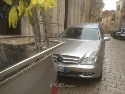 Mercedes-Benz Classe E CDI/CLS SOLARIS AUTOFUNEBRE 4 PORTE BM SPECIALCAR Argento usata Palomonte Mercedes-Benz Classe E CDI/CLS SOLARIS AUTOFUNEBRE 4 PORTE BM SPECIALCAR Argento usata Palomonte