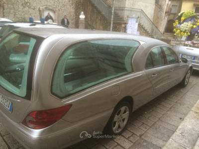 Mercedes-Benz Classe E CDI/CLS SOLARIS AUTOFUNEBRE 4 PORTE BM SPECIALCAR Argento usata Palomonte