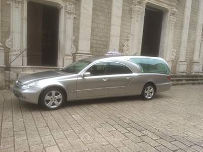 Mercedes-Benz Classe E CDI/CLS SOLARIS AUTOFUNEBRE 4 PORTE BM SPECIALCAR Argento usata Palomonte