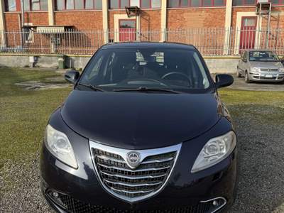 Lancia Ypsilon 0.9 t.air Gold s&s 85cv usata Cologno Monzese