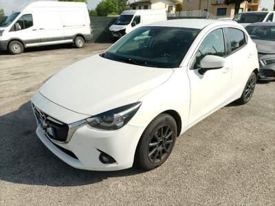 Mazda 2 1.5 105 CV Skyactiv-D Bianco usata Pordenone