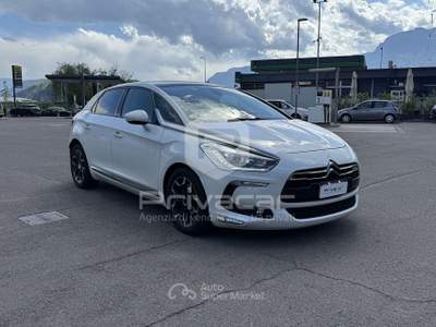 DS Automobiles DS 5 DS DS 5 2.0 BlueHDi 180 aut. Sport Chic Bianco usata Bolzano