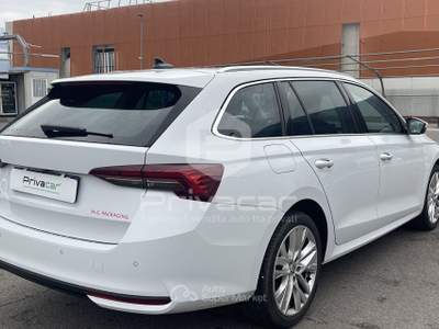 Skoda Octavia SKODA Octavia 2.0 TDI 150 CV DSG Wagon Sportline Bianco usata Bolzano