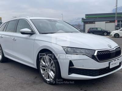 Skoda Octavia SKODA Octavia 2.0 TDI 150 CV DSG Wagon Sportline Bianco usata Bolzano