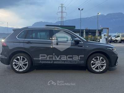 Volkswagen Tiguan VOLKSWAGEN Tiguan 2.0 TDI 200 CV SCR DSG 4MOTION R-Line Grigio usata Bolzano