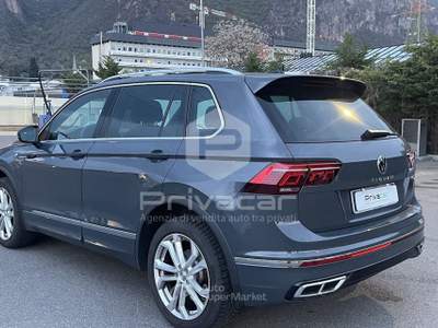 Volkswagen Tiguan VOLKSWAGEN Tiguan 2.0 TDI 200 CV SCR DSG 4MOTION R-Line Grigio usata Bolzano