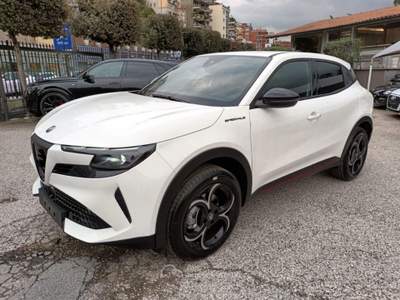Alfa Romeo Junior 1200 HYBRID SPECIALE 136CV EDCT6 NAV CAM"18 Bianco usata Vetralla