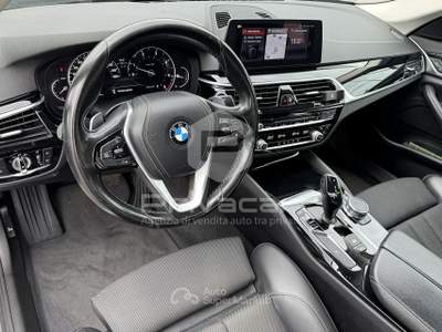 BMW Serie 5 520d BMW 520d xDrive Sport Grigio usata Bolzano