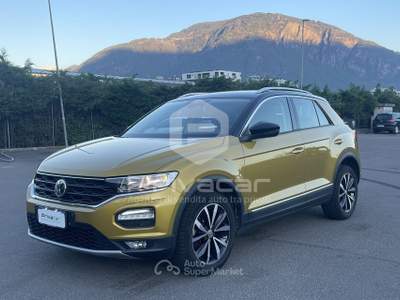 Volkswagen T-Roc VOLKSWAGEN T-Roc 1.0 TSI 115 CV Advanced BlueMotion Technology Giallo usata Bolzano