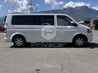 Volkswagen Transporter VOLKSWAGEN Caravelle 2.0 TDI 140CV PL Trendline Bianco usata Bolzano