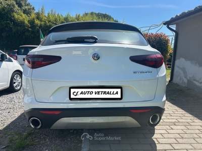 Alfa Romeo Stelvio AUTO IMPECCABILE DI CARROZZERIA E INTERNI. Bianco usata Vetralla