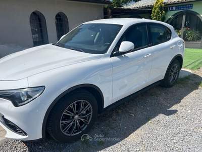 Alfa Romeo Stelvio AUTO IMPECCABILE DI CARROZZERIA E INTERNI. Bianco usata Vetralla