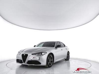 Alfa Romeo Giulia 2.2 Turbodiesel 150 CV AT8 Grigio usata Corciano