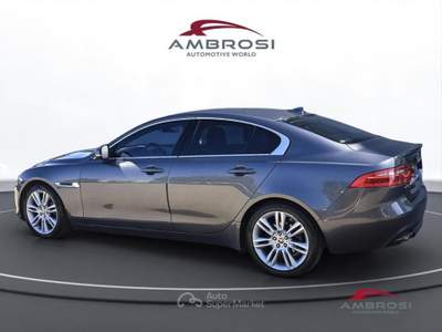 Jaguar XE 2.0 D Turbo 180CV Prestige Grigio usata Corciano