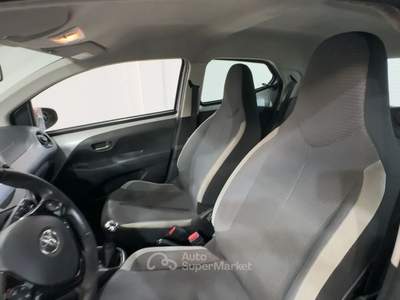 Toyota Aygo TOYOT AYGO 5P 1.0 X-PLAY 72CV Aygo 5p 1.0 x-play 72cv Grigio usata Roma