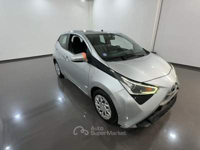 Toyota Aygo TOYOT AYGO 5P 1.0 X-PLAY 72CV Aygo 5p 1.0 x-play 72cv Grigio usata Roma