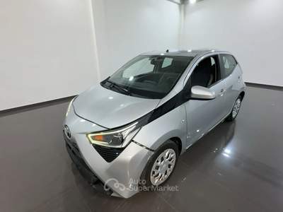Toyota Aygo TOYOT AYGO 5P 1.0 X-PLAY 72CV Aygo 5p 1.0 x-play 72cv Grigio usata Roma